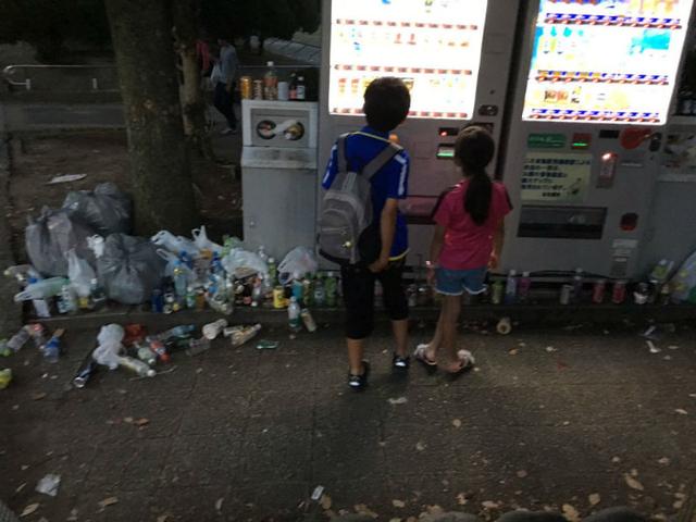 说好的素质呢？日本“宝可梦圣地”鹤舞公园垃圾如山