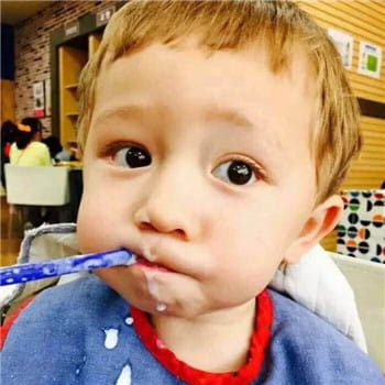 小孩头像,可爱的小孩情侣头像,萌娃情头,