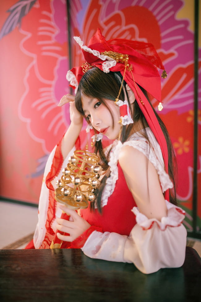 东方Projectcos,博丽灵梦cos,千葉球球