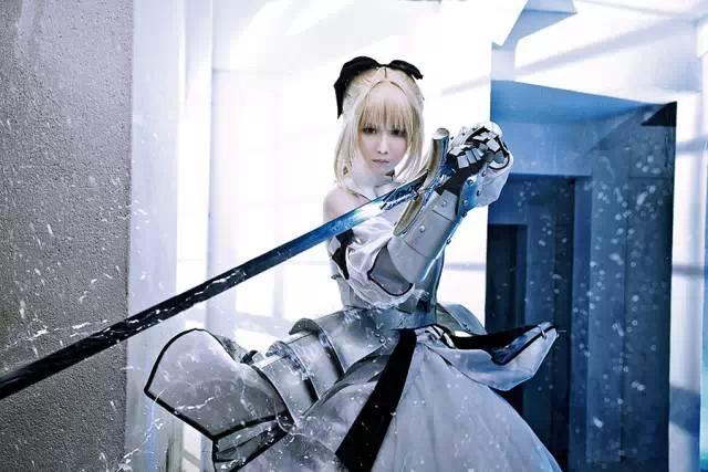 saber cosplay